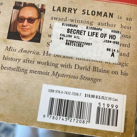 The Secret Life of Houdini: The Making of America's First Superhero - Picture 5 of 5